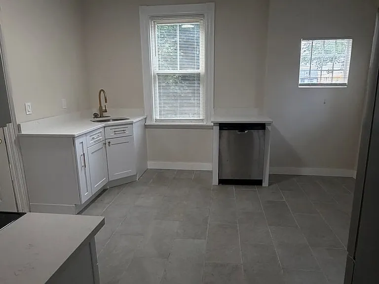 11 Dedford St #1 — Photo 8