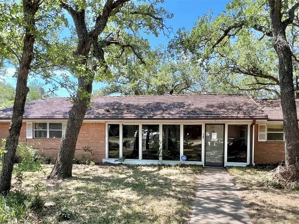 401 NW 32nd St, Mineral Wells, TX 76067