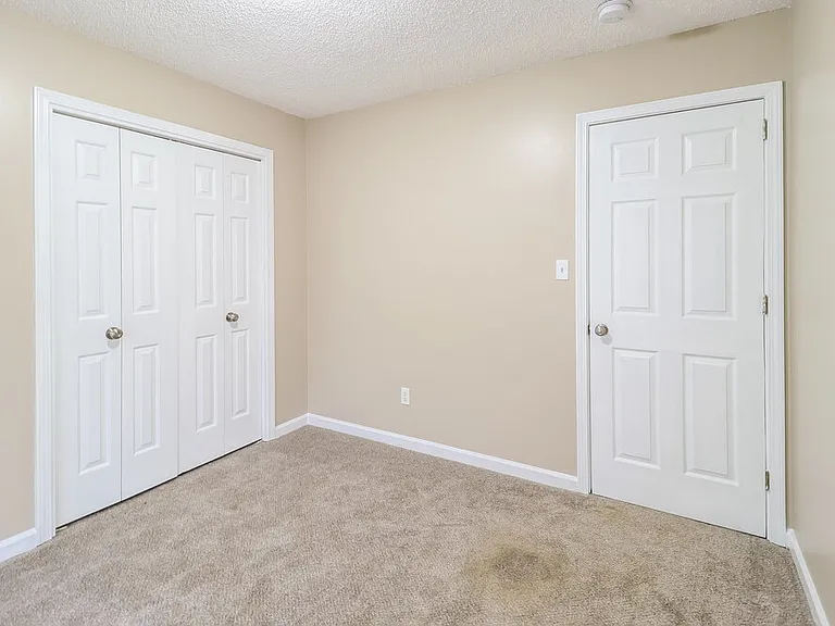 2613 Laburnum Dr — Photo 12