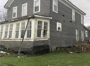 1250 W Main St, Corry, PA 16407