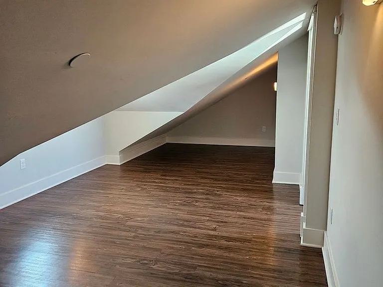 816 F Ave — Photo 24