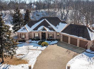 2596 N 3689th Rd, Sheridan, IL 60551