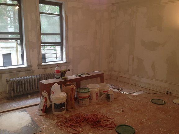 4th image of 306 W 104th St #5