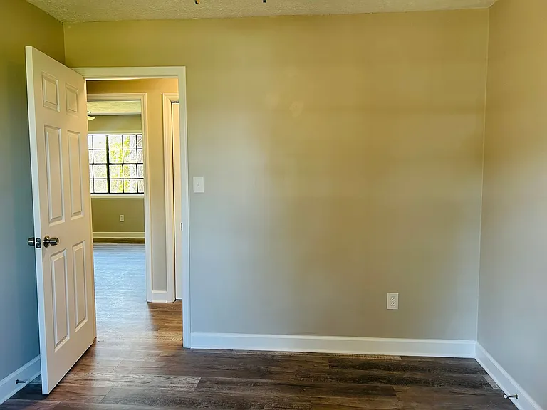 6165 Radford Dr — Photo 22