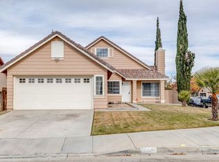 5079 Sunburst Dr, Palmdale, CA 93552