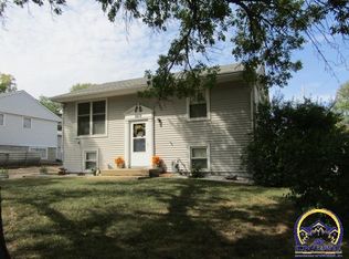 3612 SE 9th St, Topeka, KS 66607