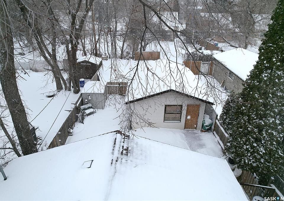 811 7th St E, Saskatoon, SK S7H 0Y3 MLS SK914785 Zillow