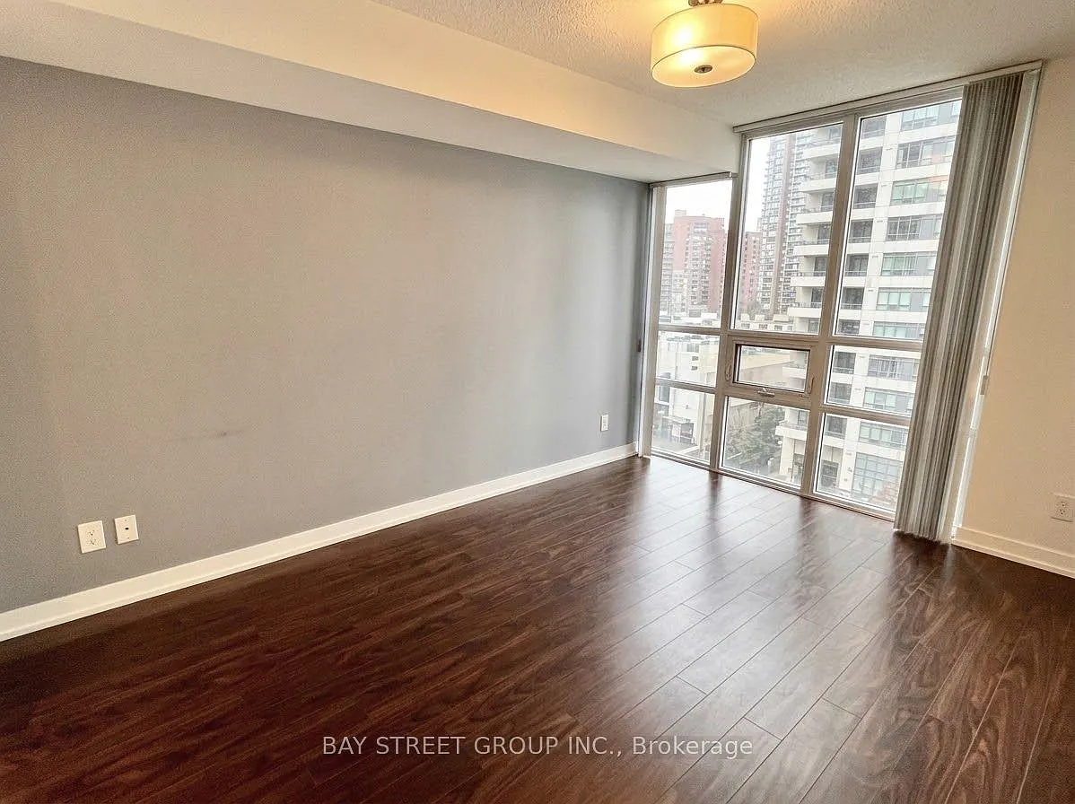 2 bed, $2,900 — Photo 4