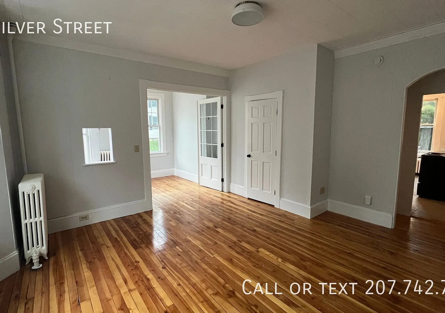 Charming & Spacious 3 bedroom unit in the heart of downtown — Photo 2