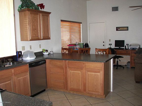 5th image of 2454 S Perillo Dr