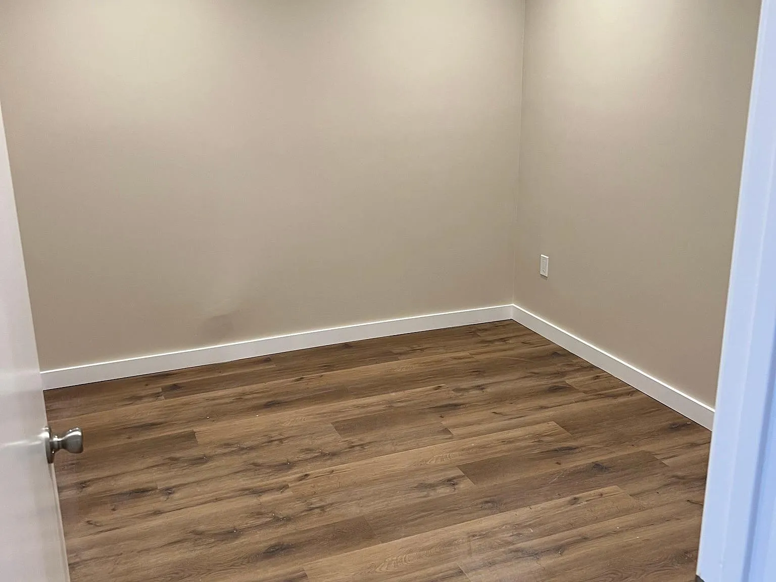 2 bed, 575 sqft, $2,395 — Photo 4