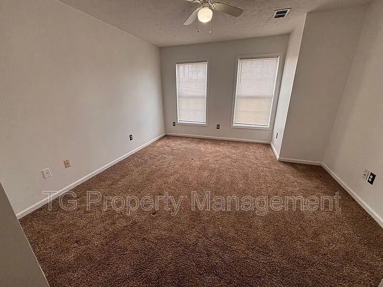 7952 118th St — Photo 15