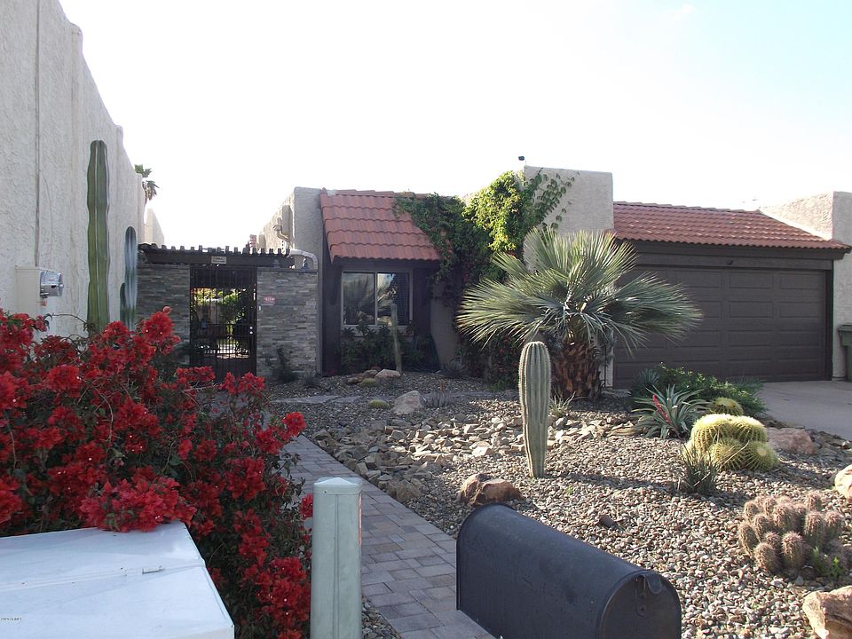 1st image of 9214 N 51st Dr
