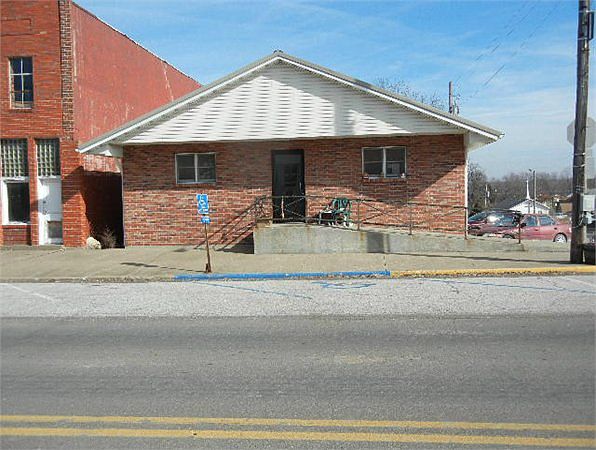 1st image of 100 N Main St