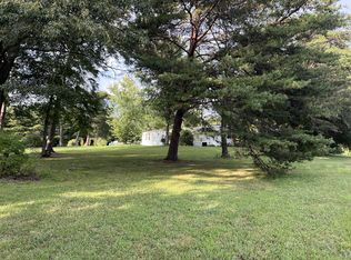 1965 Spencer Mill Rd, Burns, TN 37029