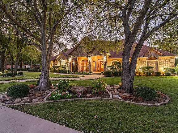 2nd image of 10029 Tantarra Dr