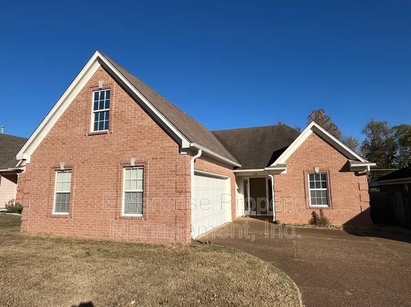 1330 Siskin Dr, Cordova, TN 38016