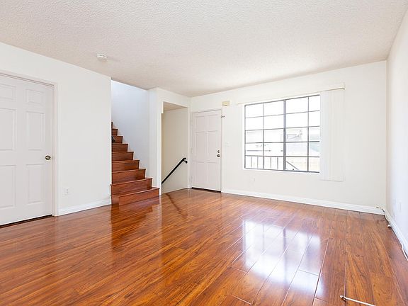 4th image of 21 California St Unit J