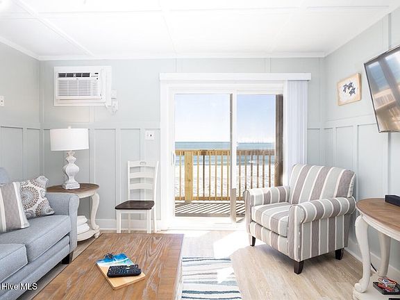 2nd image of 2210 New River Inlet Rd #239