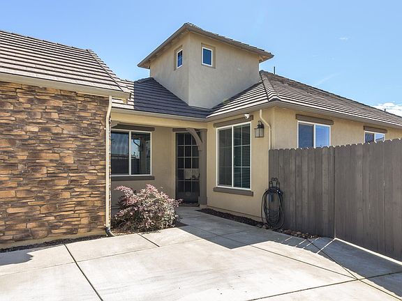 3rd image of 11880 Aspen Heights Ct