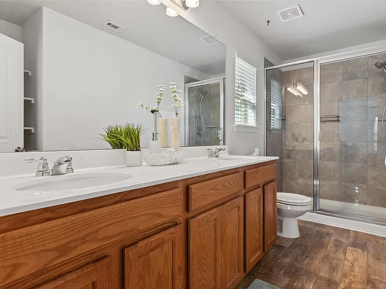208 Callahan Ln — Photo 22