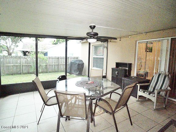 5th image of 1379 Whaling Ave SE