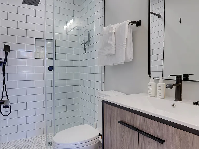 459 Florida Ave NW #3 — Photo 11