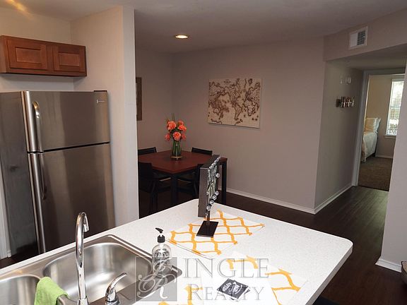 3rd image of 1611 Aquarena Springs Dr