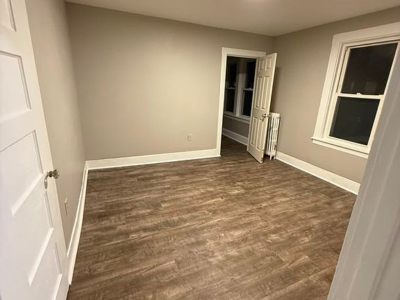 2nd image of 5 Kent St #1