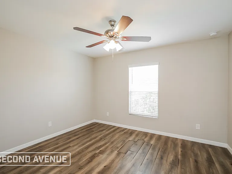 2512 54th St SW — Photo 18