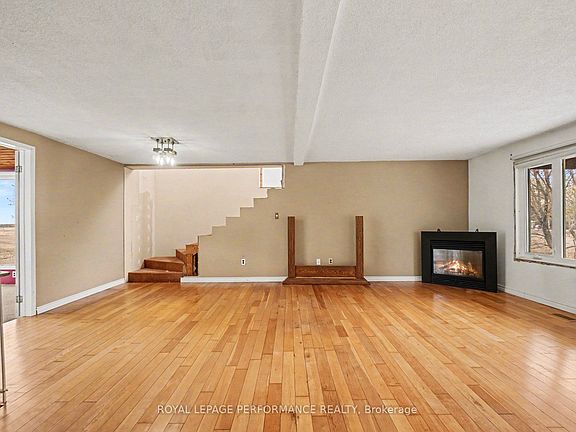 5th image of 4946 Thunder Rd