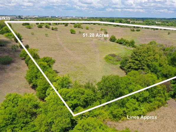 318 S Larkin Rd, Sunnyvale, TX 75182