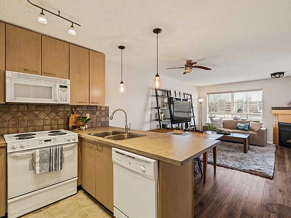 5th image of 5115 E Richard Rd SW #209