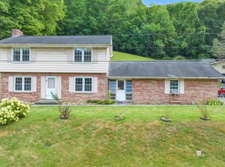 1733 Main Ave SW, Norton, VA 24273