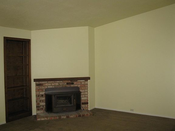 4th image of 3100 Petty Ln
