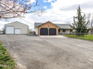 81 Grissom Ln, Yakima, WA 98903