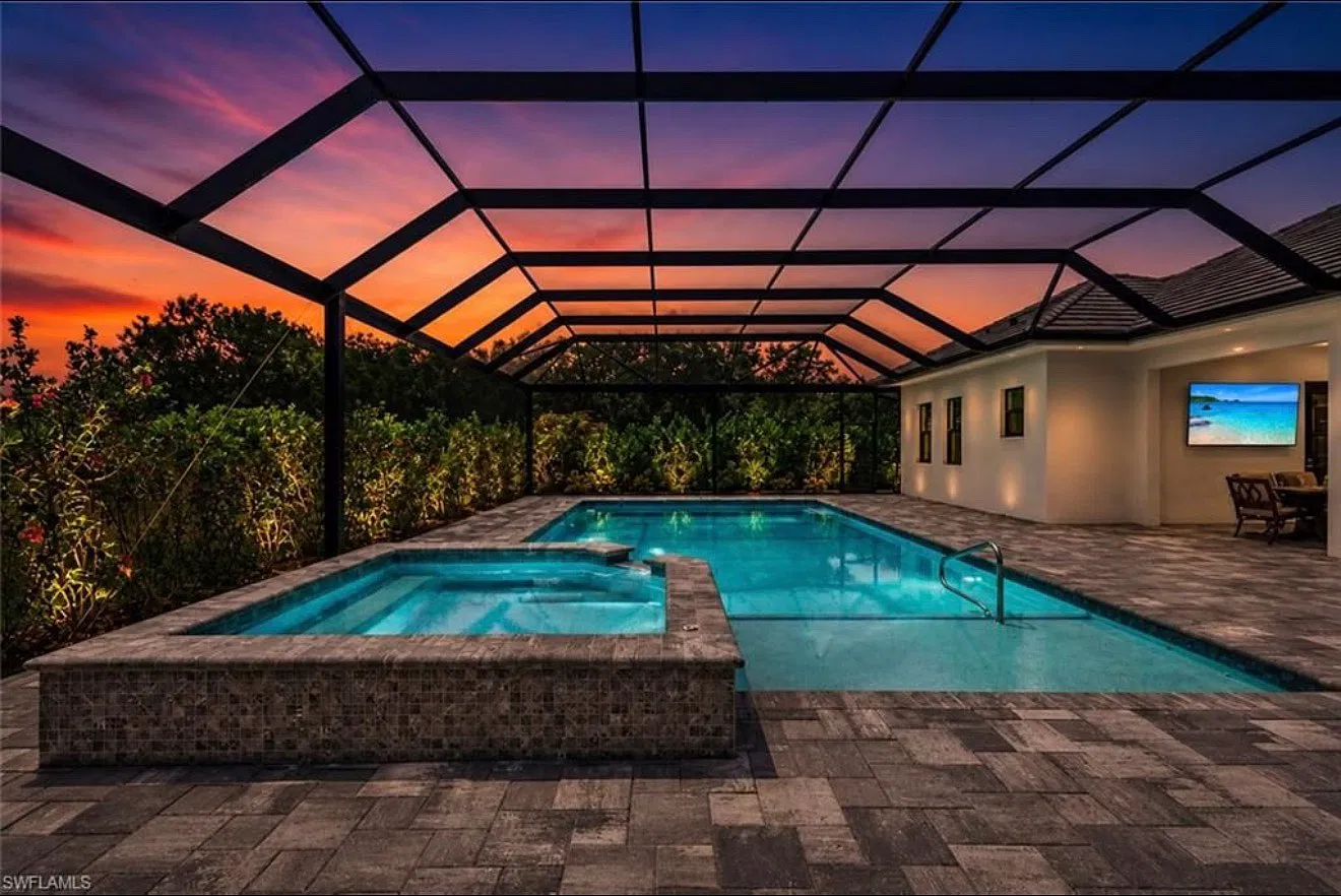 9976 Winterview Dr — Photo 4