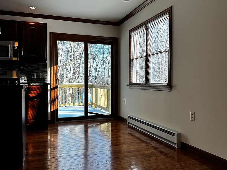 108 Cornelia Ln — Photo 19