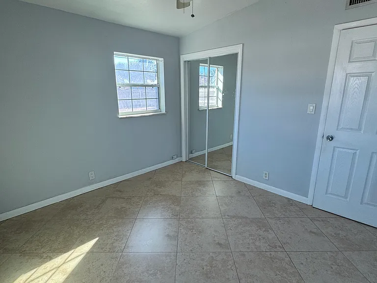 332 Berkeley St — Photo 17