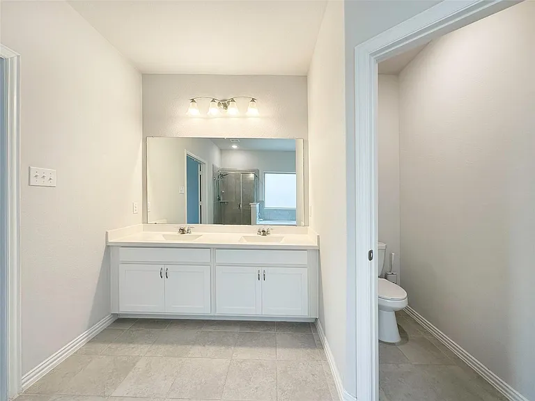 23610 Carducci Dr — Photo 20