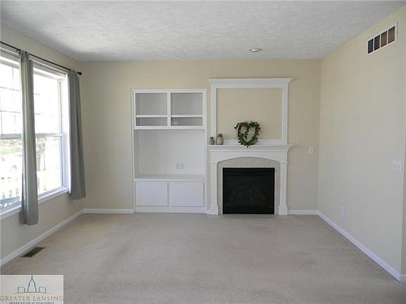 2nd image of 461 E Anhinga Dr