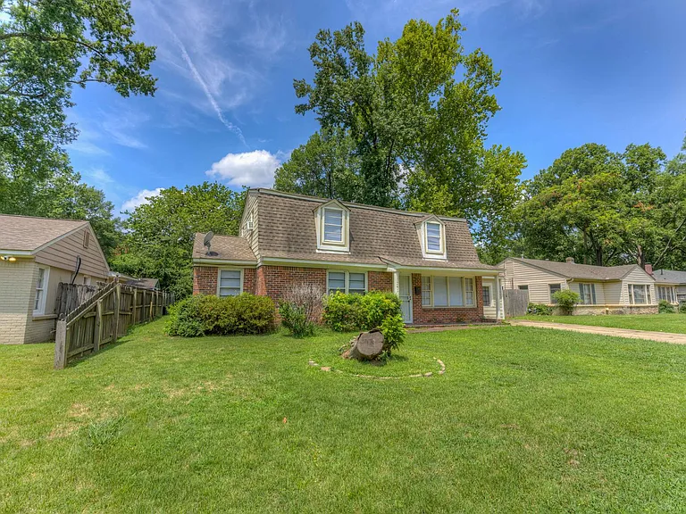 1261 W Perkins Rd — Photo 35