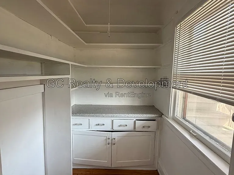 616 Elgin Ave #1 — Photo 7