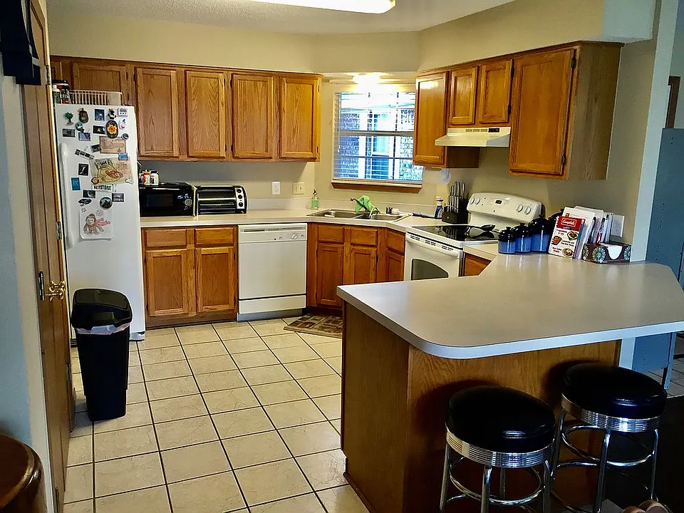 Kitchen and bar