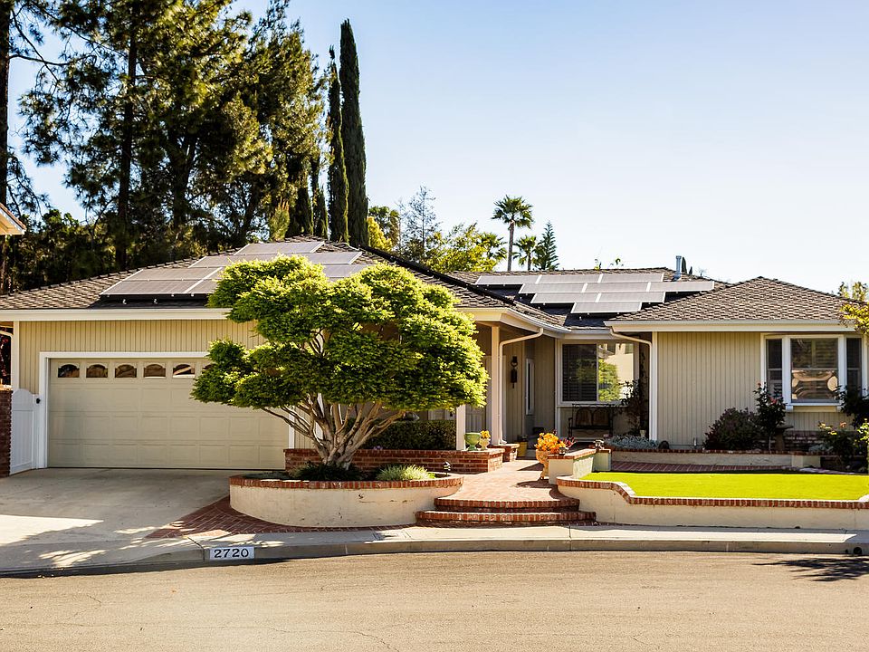 1st image of 2720 N Granvia Pl
