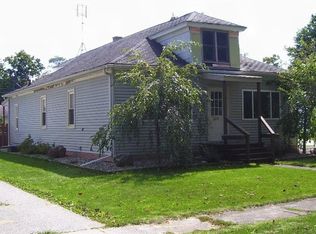 211 Roosevelt St, La Porte, IN 46350