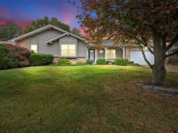 55 Shirecreek Ct, Saint Charles, MO 63303