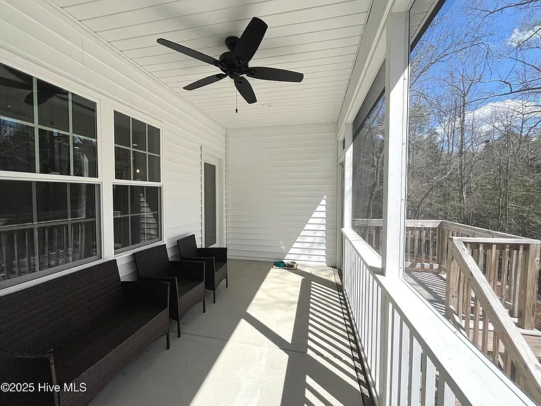 22 Starlit Ln — Photo 48