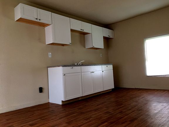 New kitchen 