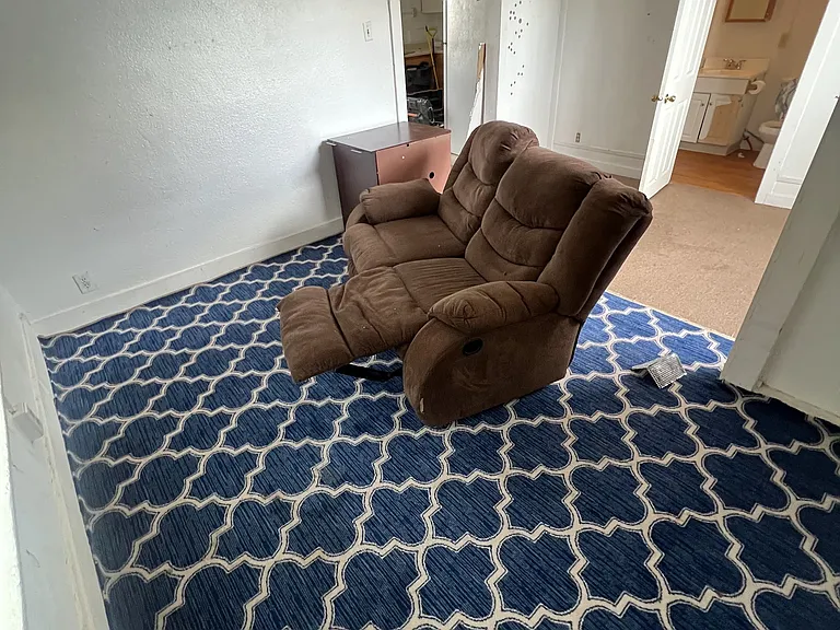 1221 4th Ave #3 — Photo 5